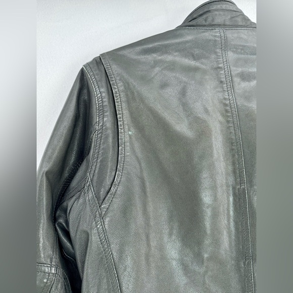 Men’s Black Rivet Genuine Black Leather Moto Jacket Biker Sz S - Picture 8 of 11
